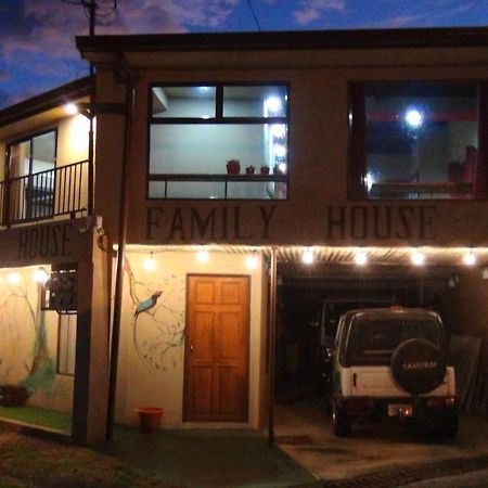 Monteverde Family House ภายนอก รูปภาพ