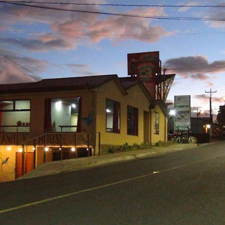 Monteverde Family House ภายนอก รูปภาพ