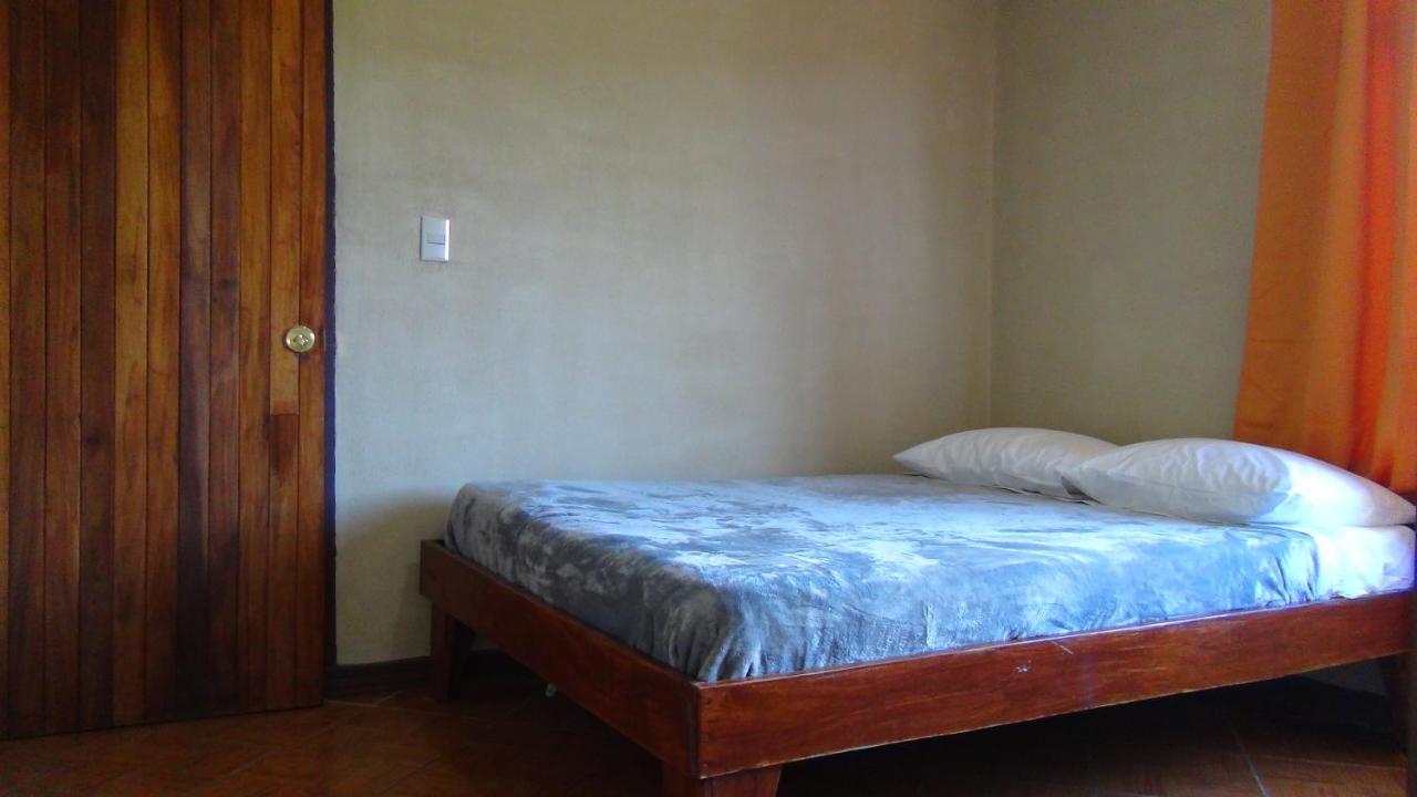 Monteverde Family House ภายนอก รูปภาพ